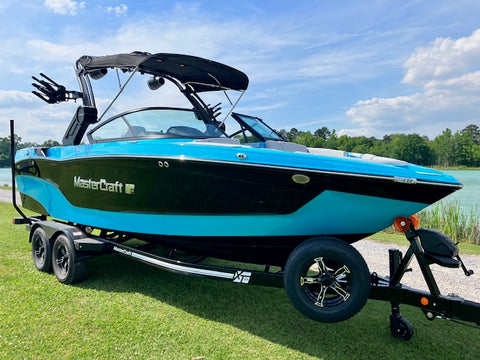 2024 MasterCraft XT23  **SOLD**