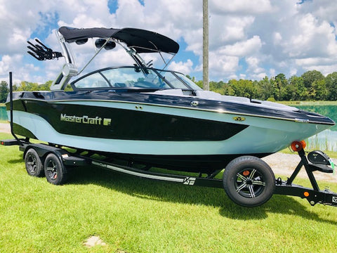 2023 MasterCraft XT 23
